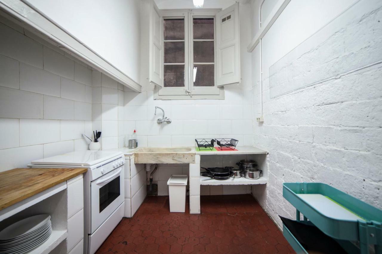 B21-Apartamento Modernista Para Grupos バルセロナ エクステリア 写真