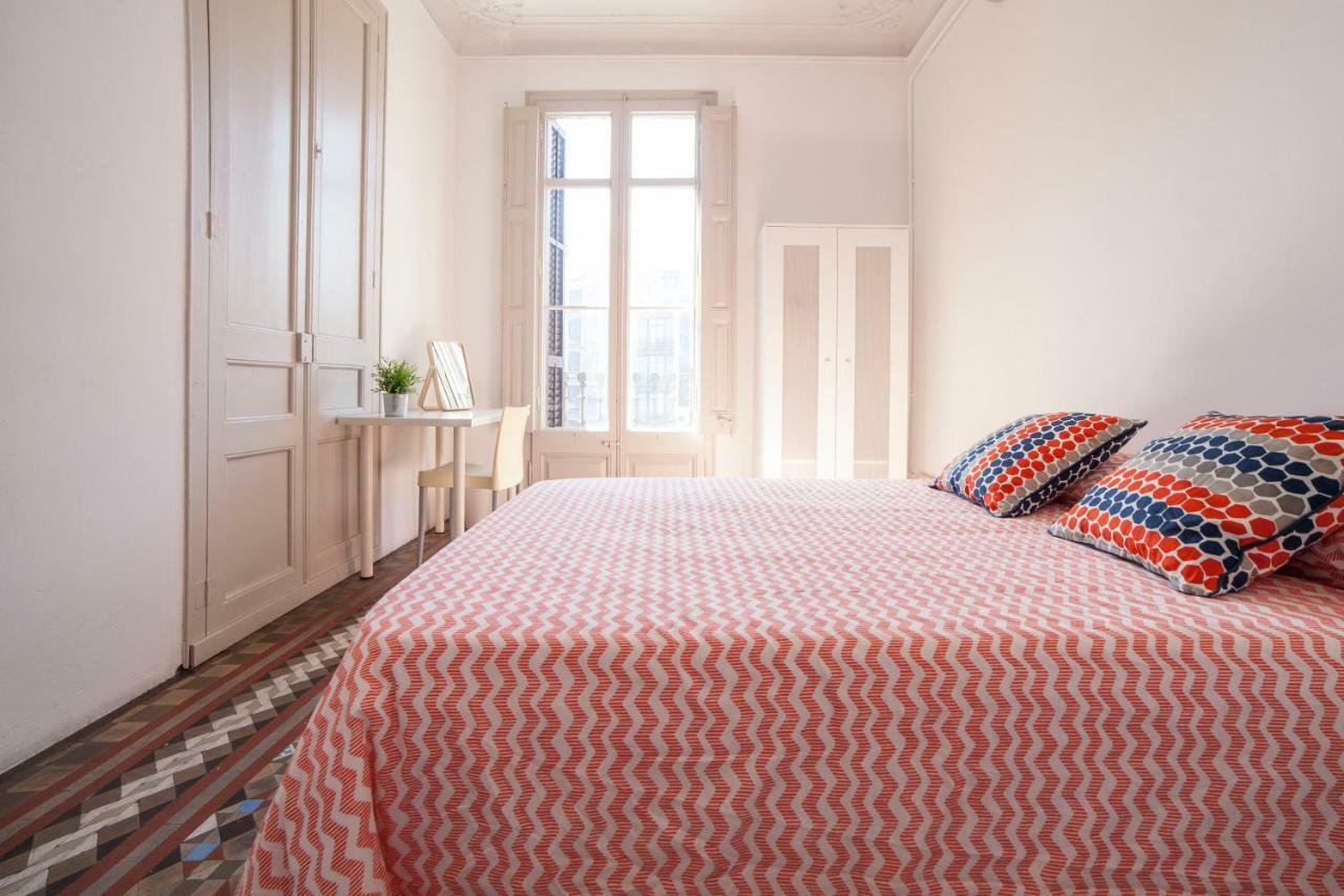 B21-Apartamento Modernista Para Grupos バルセロナ エクステリア 写真